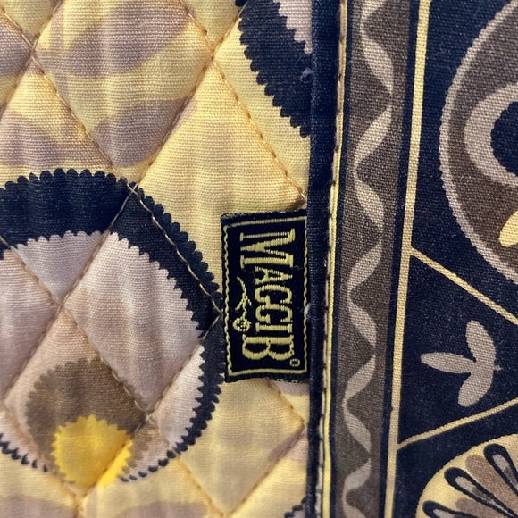 Maggi B Lemon Drop Printed Shoulder/Crossbody Bag‎ - Picture 11 of 12